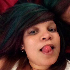 Meet your Posher, Nena